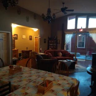 cozy living room, westerns always on the TV