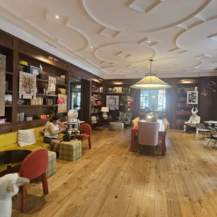 Funny Library. A nice place to sit