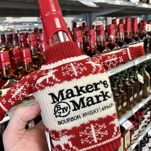 Limited addition Makers Mark Christmas cozy