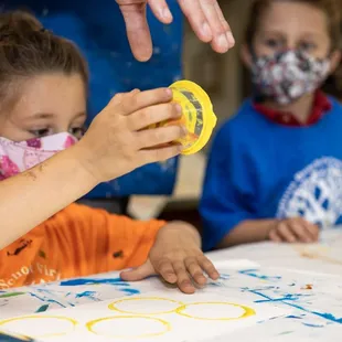 The VBFS Early School encourages students to learn how to cooperate in a group, take responsibility for themselves, and try new activities.