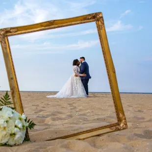 Beach wedding in Sandbridge - Virginia Beach Wedding Chapel - Photography by Victoria