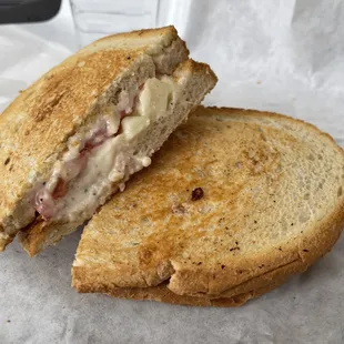 a sandwich cut in half