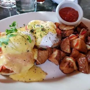 Smoked Salmon Benedict