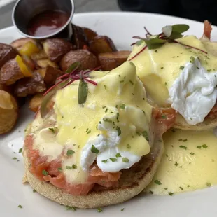 Salmon Eggs Benny