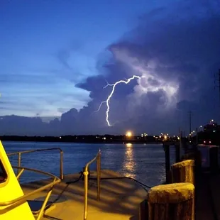 Lightning &amp; pilot boat