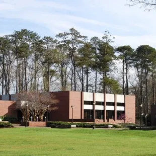 photo credit: http://www.facebook.com/pages/Norfolk-VA/Virginia-Wesleyan-College/144231374898?ref=ts