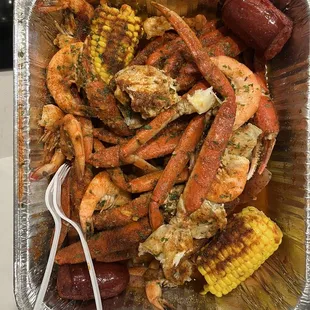 Combo 2 - Crab Legs, Corn, Shrimp, Sausage and Potatoes.
