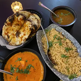 Paneer Makhan Masala, Maa Ki Daal, roti basket