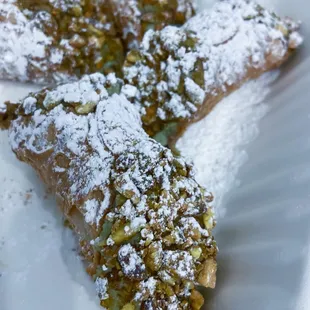 Pistachio Cannoli