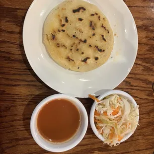 Pupusa -chicharron con queso