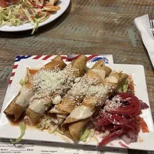 Tacos Dorados