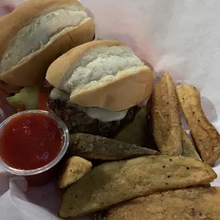 Cheeseburger sliders. They were great.