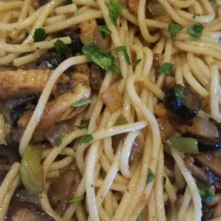 Spicy Spaghetti Alla Cacciatore