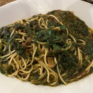 Spaghetti Pesto and Spinach