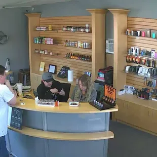 We are your dedicated Vape Shop in SEK bringing you the most up to date hardware and E-Liquids at unbeatable prices!!