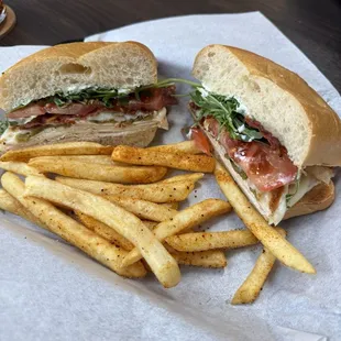 Albuquerque turkey sandwich with fries