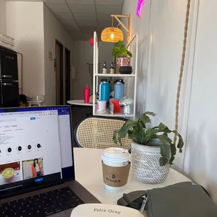 Four tables in this quaint space, shared bathrooms, quiet music yes!, didn't hear gym next door during my time here