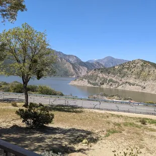 Pyramid Lake