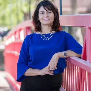 Lori Roybal-Associate Broker 505-884-0020