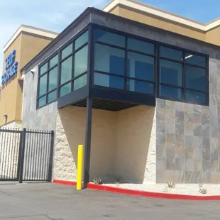 Home glass repair Tucson Az