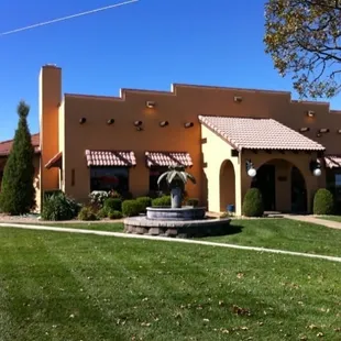 ramen and noodles, outside