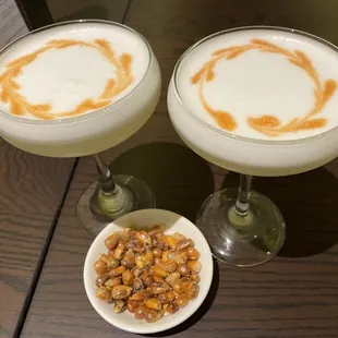 Pisco Sour and complimentary toasted corn