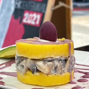 Causa con champiñones