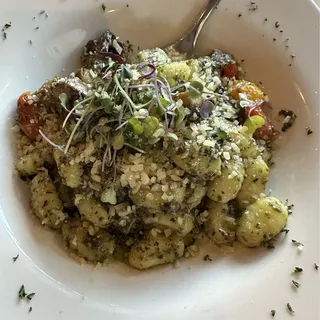 Gnocchi Pesto
