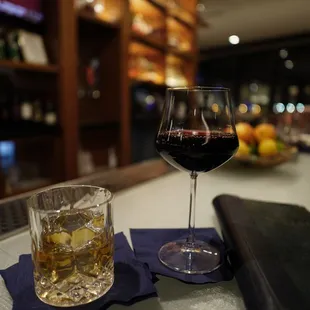 Four Roses on the rock and wine