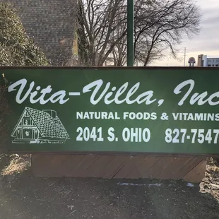sign for natural foods and vitamins