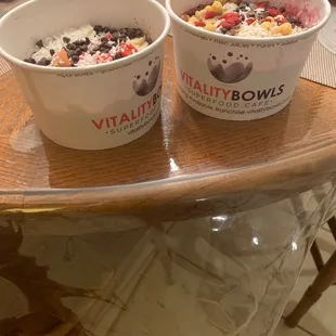 Left &quot;small&quot; bowl; right &quot;medium&quot; bowl