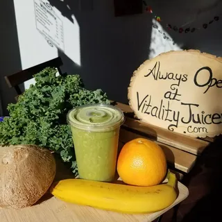 KALE A COLADA SMOOTHIE BOWL