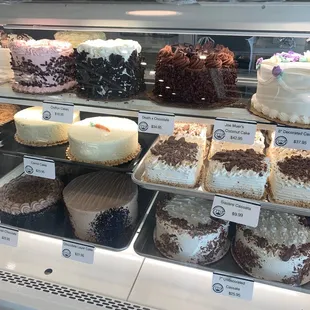 Vito&apos;s Bakery is now Open in Washington Twp.