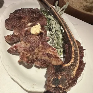 Tomahawk Steak