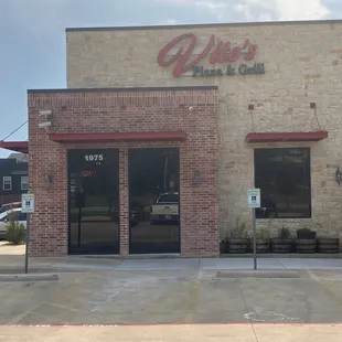 the front of a restaurant