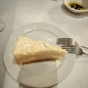 LIMONCELLO MOUSSE CAKE