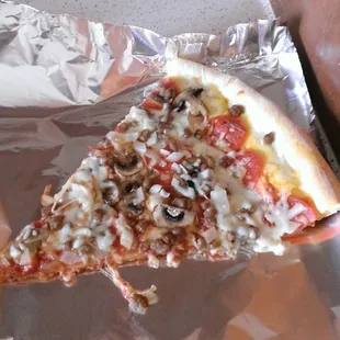 HUGE piece of pizza!!