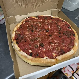Small 2 Item Pan Deep Dish Pizza