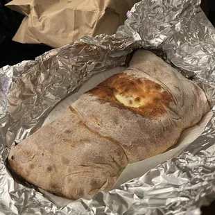 Mio Fratello Calzone  It is MASSIVE