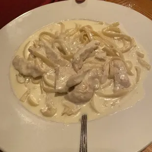 Fettuccini Alfredo with chicken