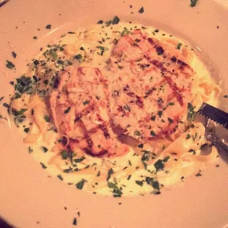 Fettuccine Alfredo