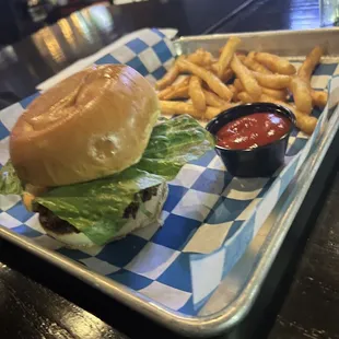 Fried chicken sandwich
