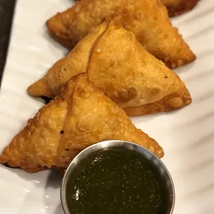 Samosa  Vegan 🌱. Samosa is one of the most commonly eaten snack across India. They are very popular and loved by everyone!