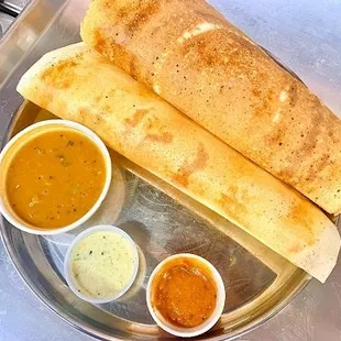 Masala Dosa (Lentil Rice crepes) Vegan 🌱 and Gluten free. Dosa is an Indian rice crepe made from fermented lentils &amp; rice.