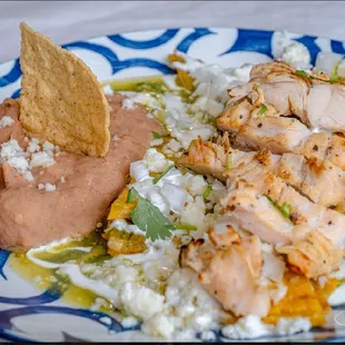 Chilaquiles Verdes with chicken fajita