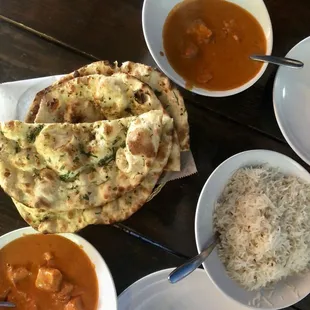 CHICKEN MAKHNI (BUTTER) and GARLIC NAAN