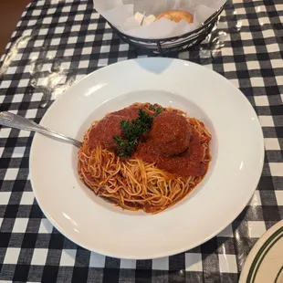 Spaghetti and meatballs