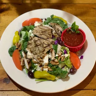 Insalata Mista with Grilled Chicken