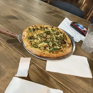 Chili verde pizza