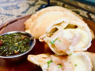 Fugazzeta Pizza & Empanadas